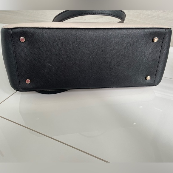 Authentic Kate Spate purse. Cream and black. - Picture 5 of 10